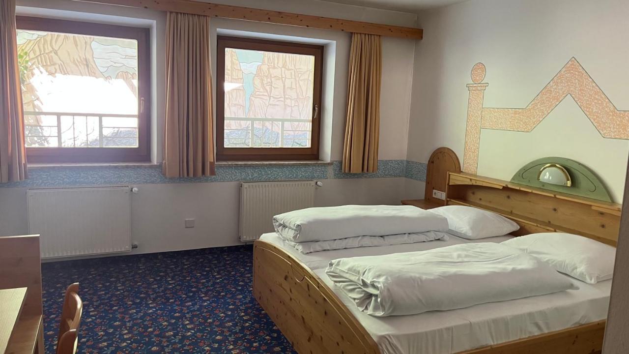 Hotel Saxl Campo di Trens Eksteriør bilde